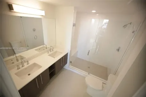 7875 NW 107th Avenue Doral FL 33178