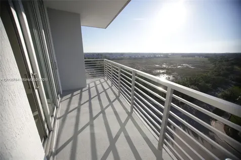 7875 NW 107th Avenue Doral FL 33178