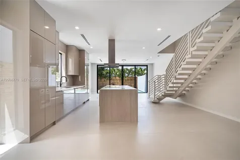 1241 SW 23th Miami FL 33145
