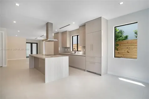 1241 SW 23th Miami FL 33145
