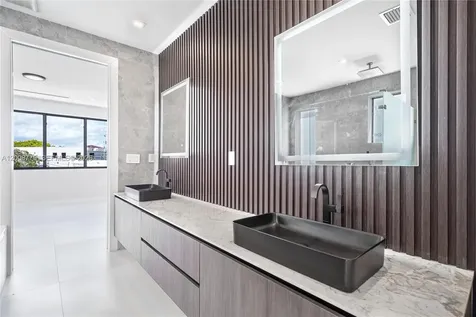 1241 SW 23th Miami FL 33145