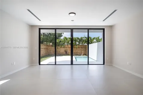 1241 SW 23th Miami FL 33145