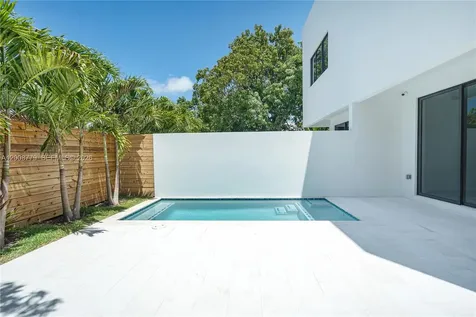 1241 SW 23th Miami FL 33145