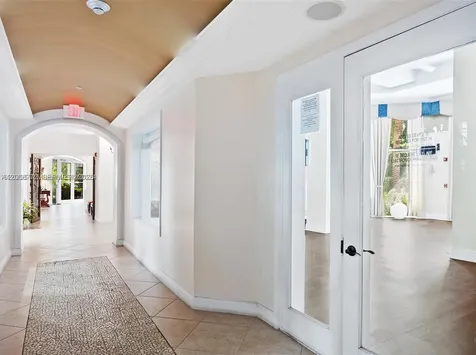 17145 N Bay Road Sunny Isles Beach FL 33160