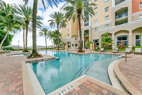 17145 N Bay Road Sunny Isles Beach FL 33160