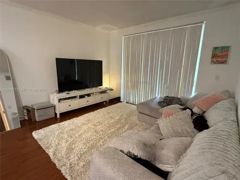 17145 N Bay Road Sunny Isles Beach FL 33160