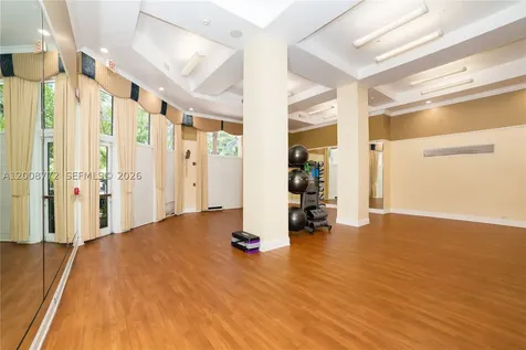17145 N Bay Road Sunny Isles Beach FL 33160