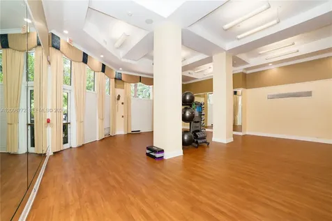 17145 N Bay Road Sunny Isles Beach FL 33160