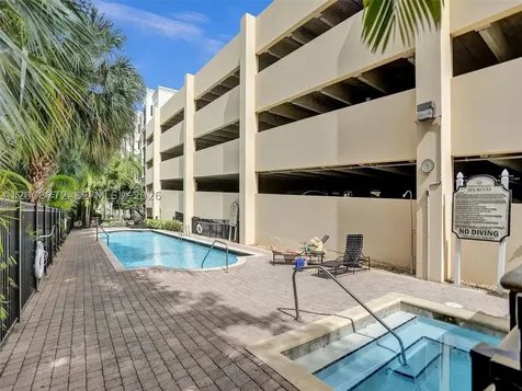 17145 N Bay Road Sunny Isles Beach FL 33160