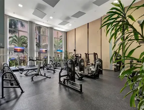17145 N Bay Road Sunny Isles Beach FL 33160