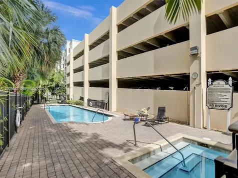 17145 N Bay Road Sunny Isles Beach FL 33160