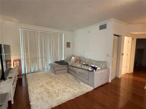 17145 N Bay Road Sunny Isles Beach FL 33160