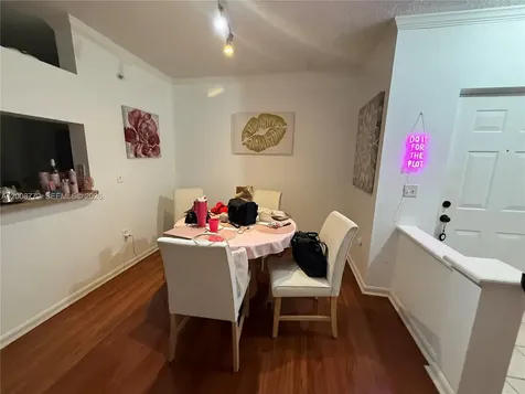 17145 N Bay Road Sunny Isles Beach FL 33160