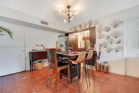 4705 NW 7th Street Miami FL 33126