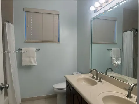 2823 Poinciana Circle Cooper City FL 33026