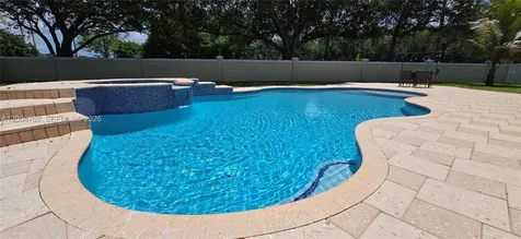2823 Poinciana Circle Cooper City FL 33026