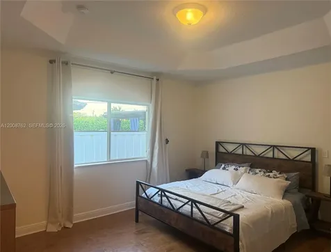 2823 Poinciana Circle Cooper City FL 33026