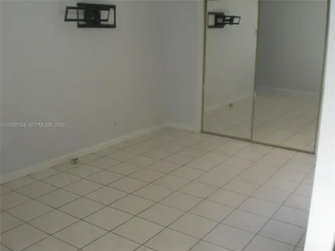962 NW 79th Terrace Plantation FL 33324
