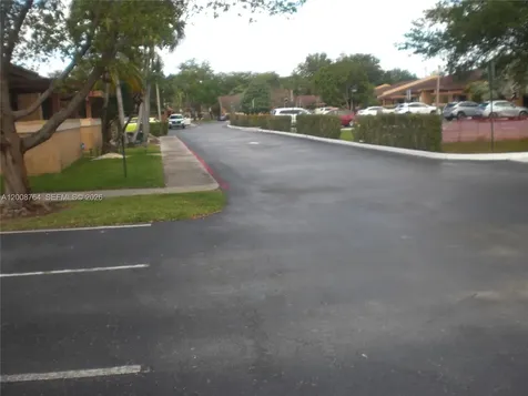 962 NW 79th Terrace Plantation FL 33324