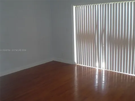 962 NW 79th Terrace Plantation FL 33324