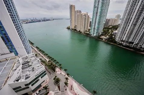 300 S Biscayne Boulevard Miami FL 33131