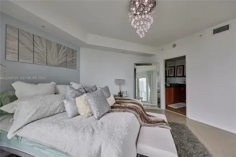 300 S Biscayne Boulevard Miami FL 33131