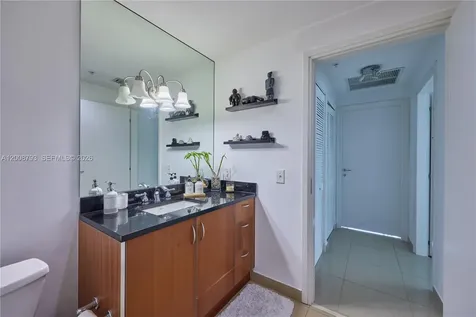 300 S Biscayne Boulevard Miami FL 33131