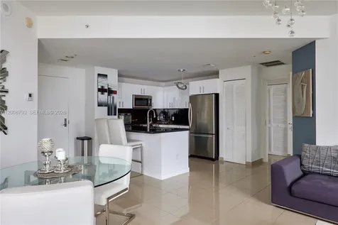 300 S Biscayne Boulevard Miami FL 33131