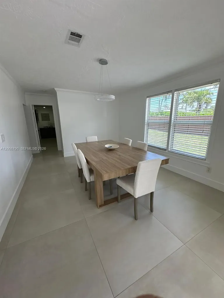 1524 NE 14th Terrace Fort Lauderdale FL 33304