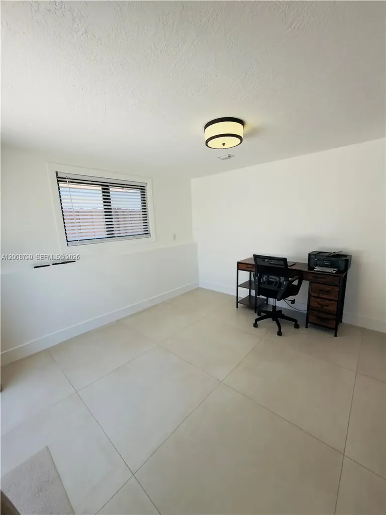 1524 NE 14th Terrace Fort Lauderdale FL 33304