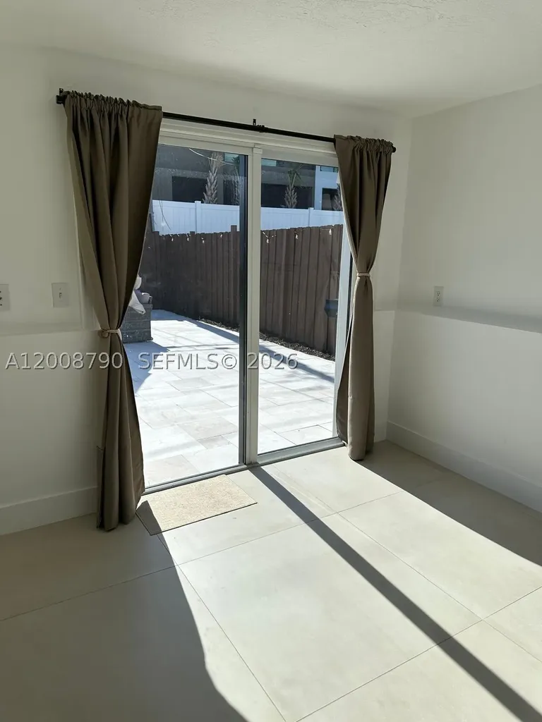 1524 NE 14th Terrace Fort Lauderdale FL 33304
