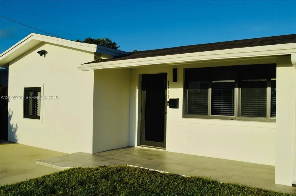 1524 NE 14th Terrace Fort Lauderdale FL 33304