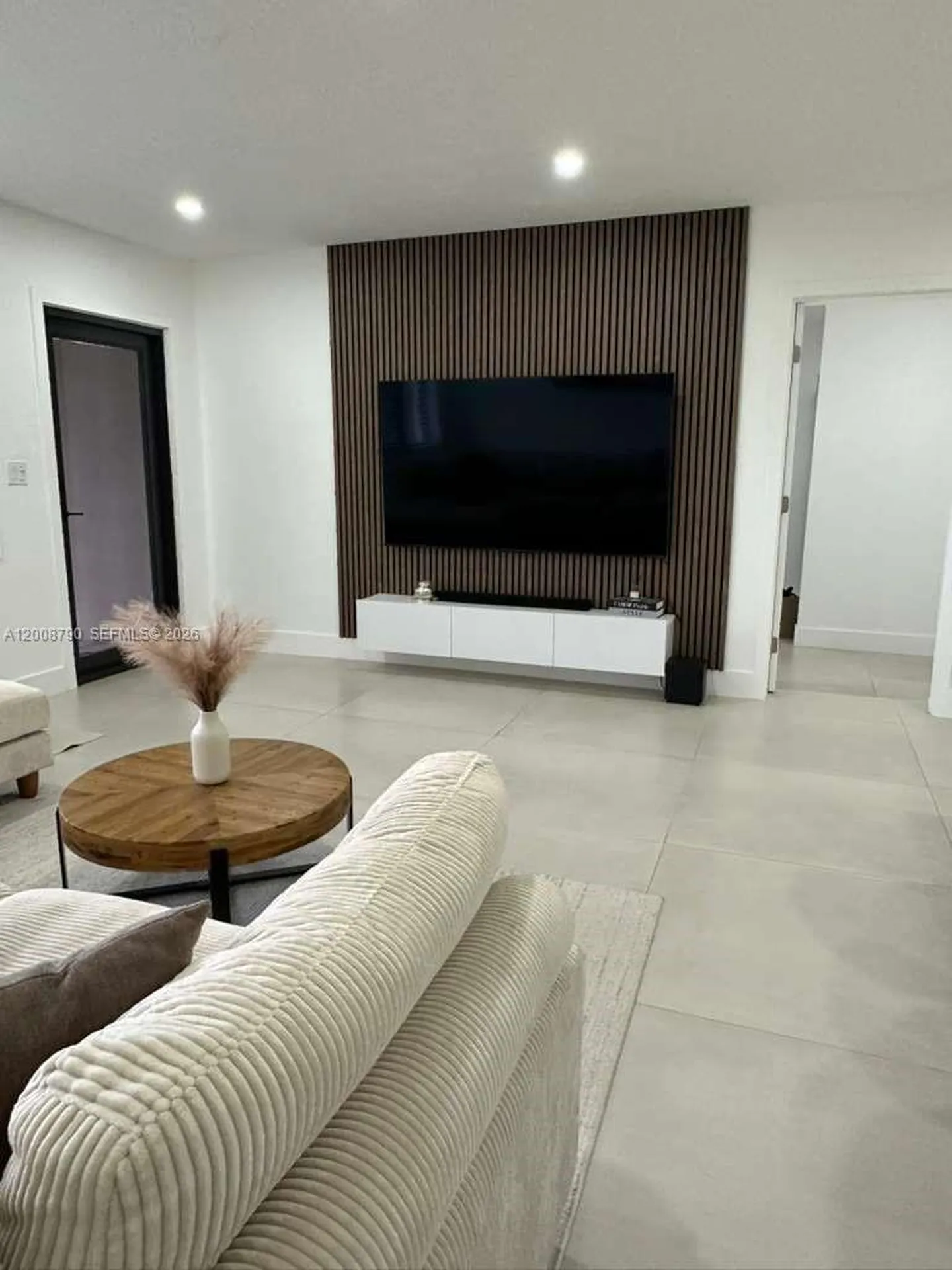 1524 NE 14th Terrace Fort Lauderdale FL 33304