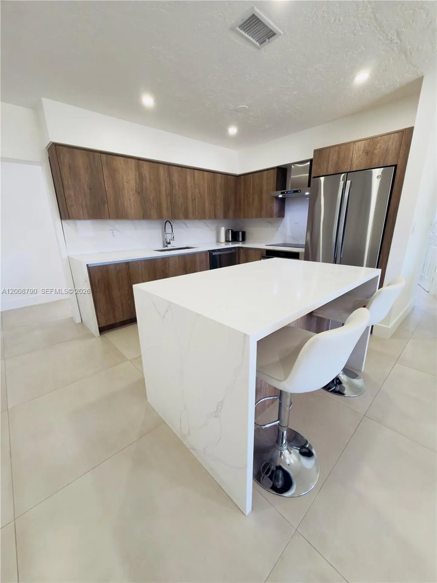 1524 NE 14th Terrace Fort Lauderdale FL 33304