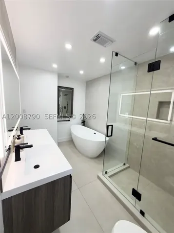 1524 NE 14th Terrace Fort Lauderdale FL 33304