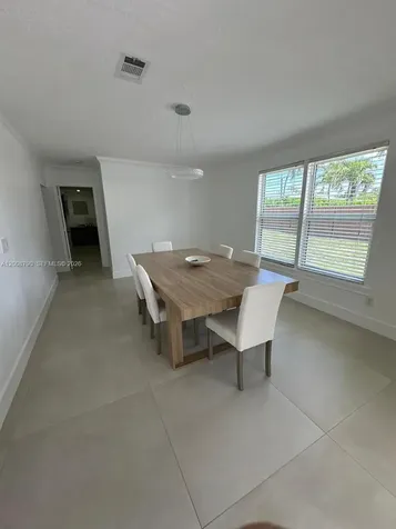 1524 NE 14th Terrace Fort Lauderdale FL 33304