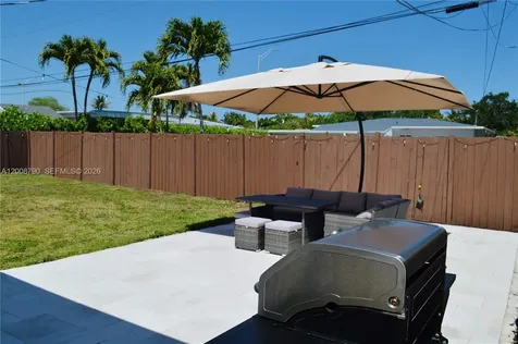 1524 NE 14th Terrace Fort Lauderdale FL 33304
