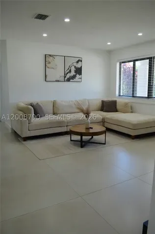 1524 NE 14th Terrace Fort Lauderdale FL 33304