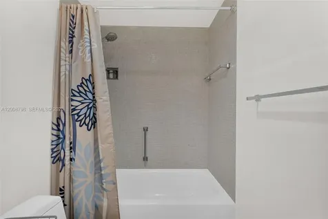 5825 Collins Avenue Miami Beach FL 33140