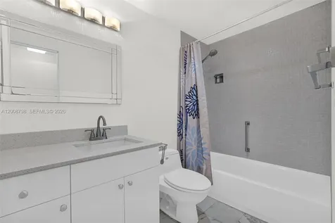 5825 Collins Avenue Miami Beach FL 33140