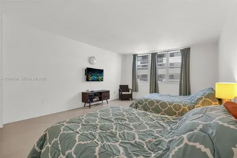 5825 Collins Avenue Miami Beach FL 33140