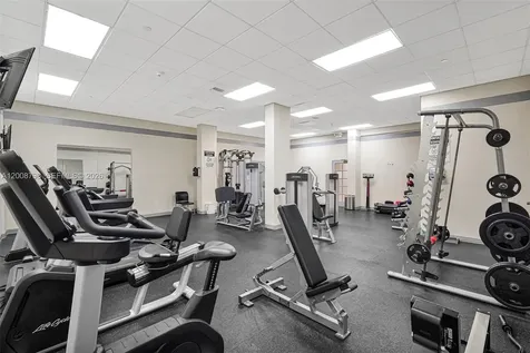 5825 Collins Avenue Miami Beach FL 33140