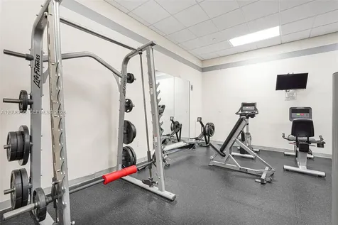 5825 Collins Avenue Miami Beach FL 33140