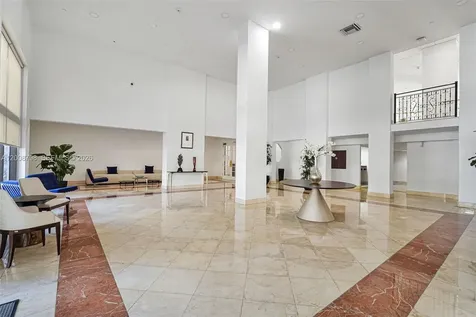 5825 Collins Avenue Miami Beach FL 33140