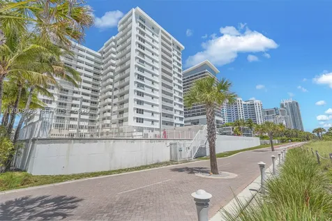 5825 Collins Avenue Miami Beach FL 33140