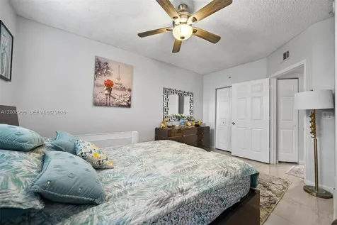 17145 N Bay Road Sunny Isles Beach FL 33160