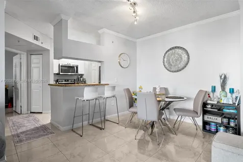 17145 N Bay Road Sunny Isles Beach FL 33160