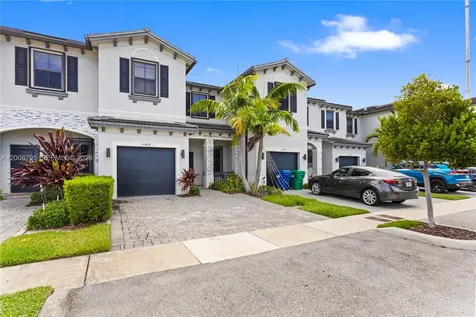 20478 NW 4th Court Miami Gardens FL 33169