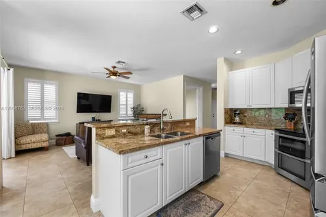 7199 Via Leonardo Lake Worth FL 33467