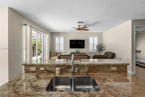 7199 Via Leonardo Lake Worth FL 33467